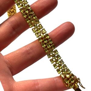 DBJ Dee Berkeley 925 Gold-plated Bracelet with Three Rows of Green Peridot Gem